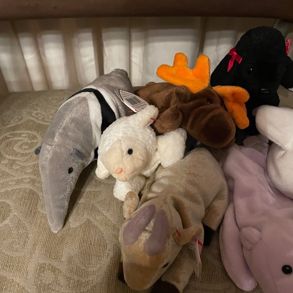 TY RETIRED BEANIE BABIES LOT OF 8 MINT WITH TAGS Gracie Swan,Fleece, Ants & More - Picture 2 of 6